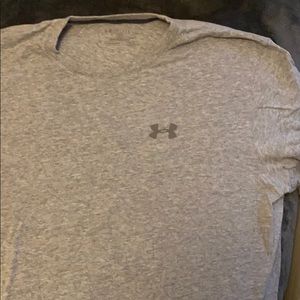 Gray under armor t shirt